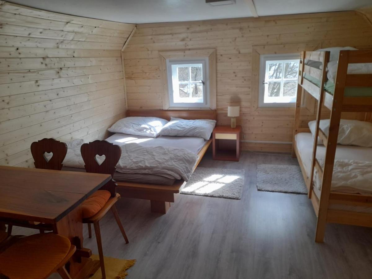 Roubenka U Potoka Vyprachtice Villa Exterior foto